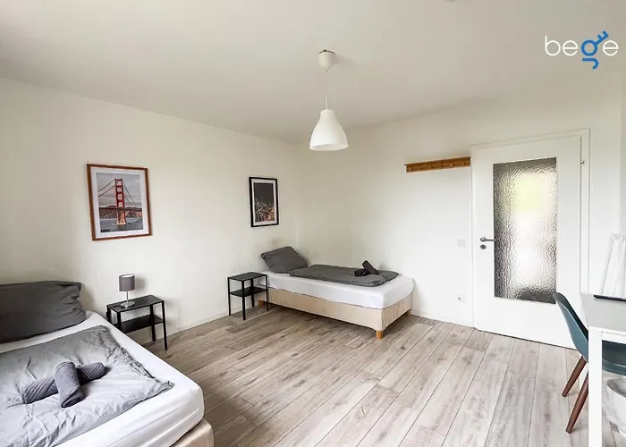 Bege Dreamdesk Lägenhet *